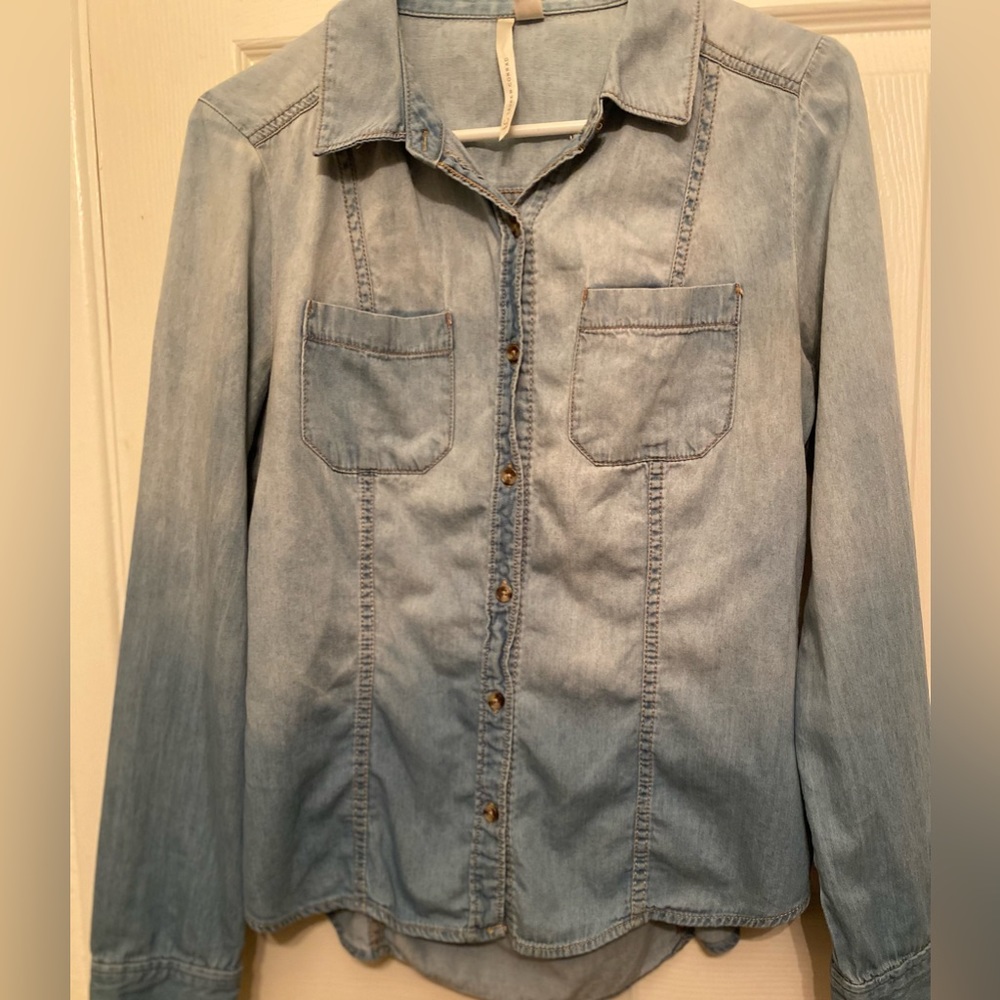 Lauren Conrad Button down